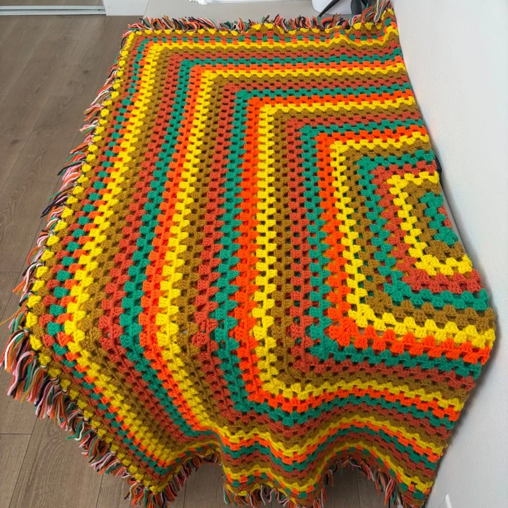 VTG Handmade‎ Crochet Granny Square Afghan Blanket Retro Boho Fringe 64x58